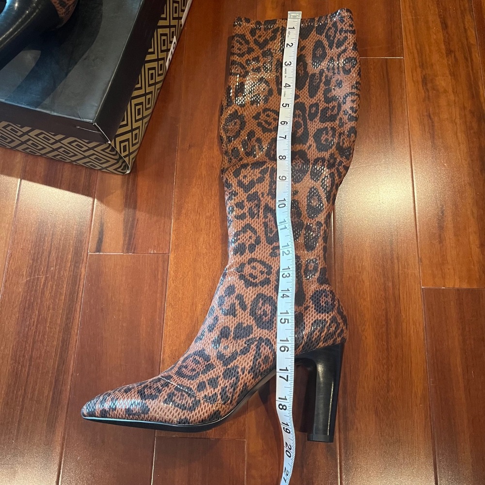 Charles David Tall Boots Dalton Leopard Print Knee High Boots Pointed Toe New 8M - Picture 4 of 9